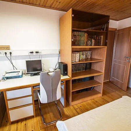 Three Bedroom Ana With Hot Tub Apartment *